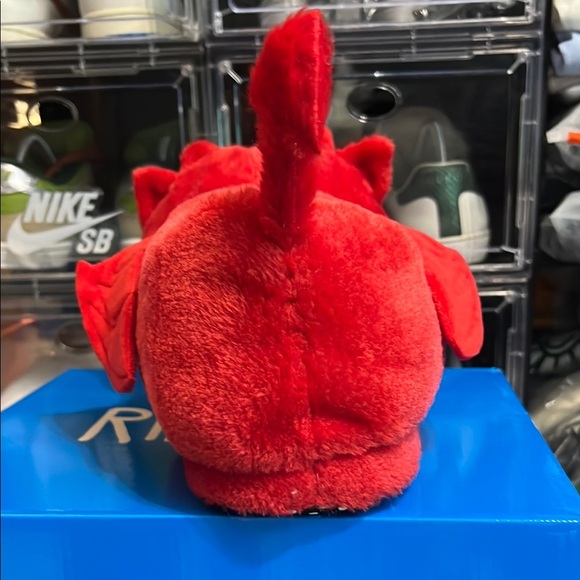 LORD DEVIL PLUSH SLIPPERS (RED)
SIZE: S/M - 4-8 - Picture 3 of 12